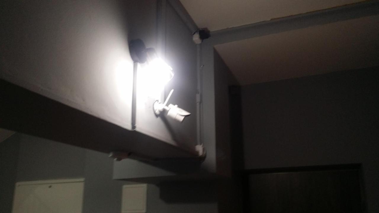 ורוצלב Apartament Venge -Cale Mieszkanie 46M2 Na Wylacznosc - Z Jedna Sypialnia I Jednym Sypialno-Salonem -3 Pietro Bez Windy- Rezerwacja Bez Karty Kredytowej-Klimatyzacja-Netflix-2 Lozeczka Dzieciece- Bezplatny Parking Publiczny מראה חיצוני תמונה