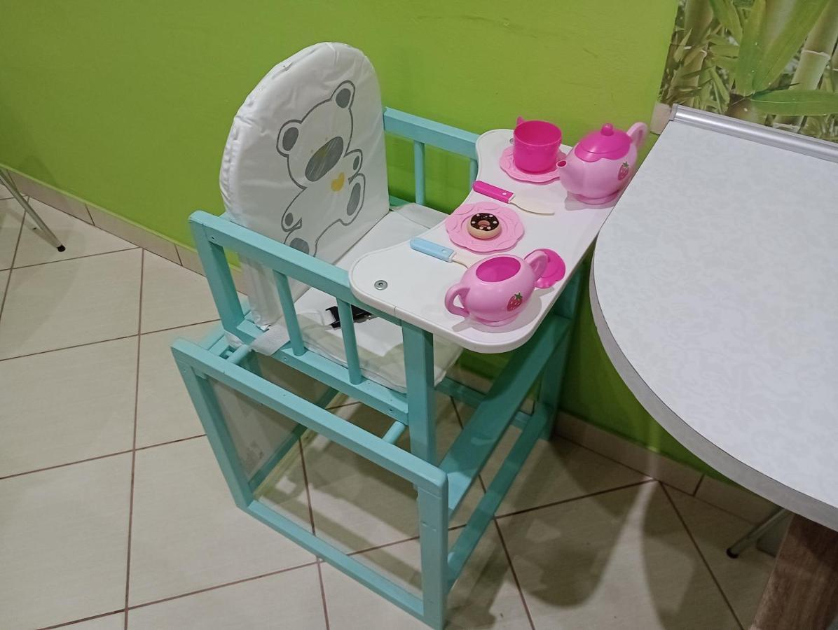 ורוצלב Apartament Venge -Cale Mieszkanie 46M2 Na Wylacznosc - Z Jedna Sypialnia I Jednym Sypialno-Salonem -3 Pietro Bez Windy- Rezerwacja Bez Karty Kredytowej-Klimatyzacja-Netflix-2 Lozeczka Dzieciece- Bezplatny Parking Publiczny מראה חיצוני תמונה