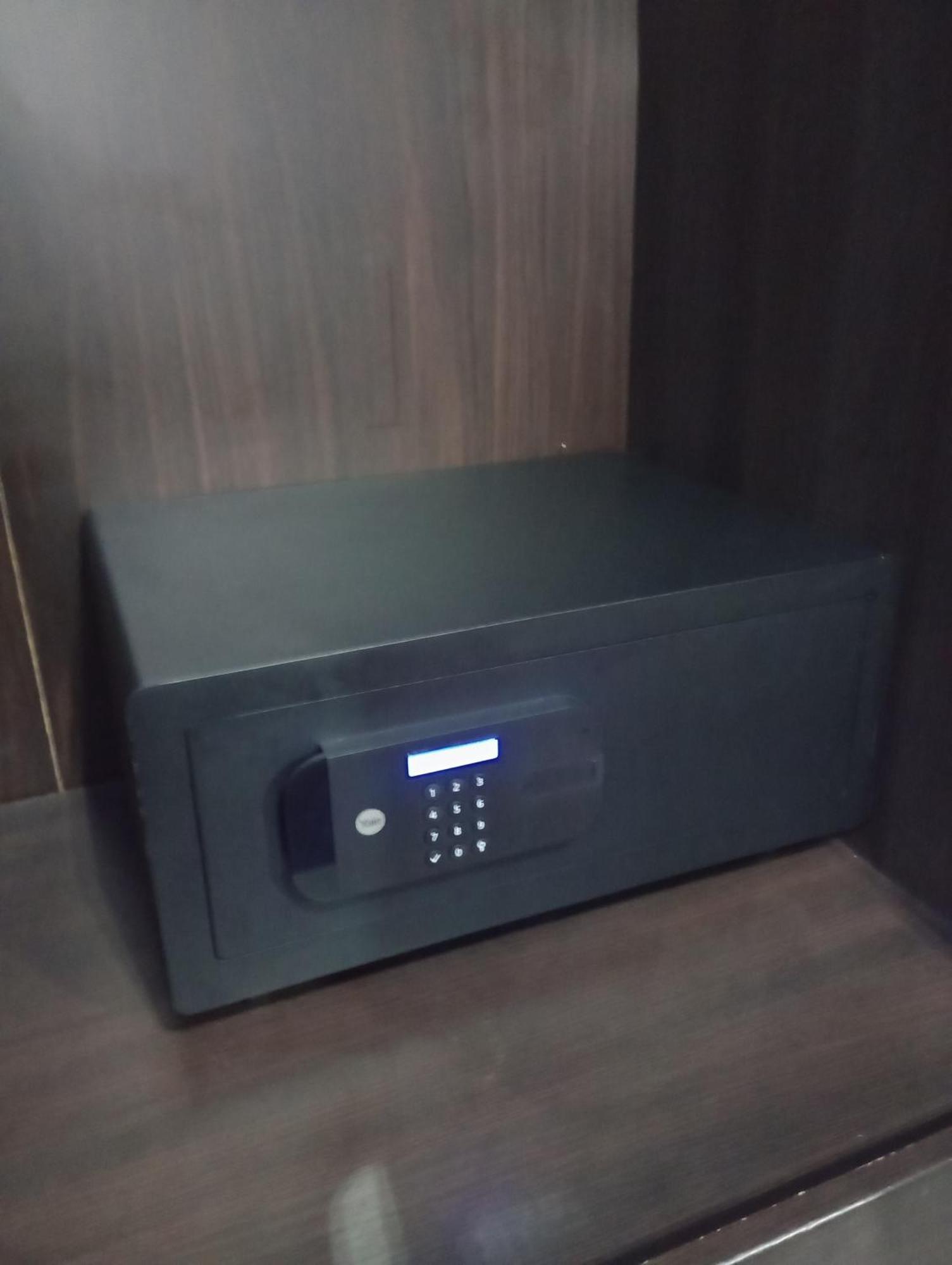 ורוצלב Apartament Venge -Cale Mieszkanie 46M2 Na Wylacznosc - Z Jedna Sypialnia I Jednym Sypialno-Salonem -3 Pietro Bez Windy- Rezerwacja Bez Karty Kredytowej-Klimatyzacja-Netflix-2 Lozeczka Dzieciece- Bezplatny Parking Publiczny מראה חיצוני תמונה