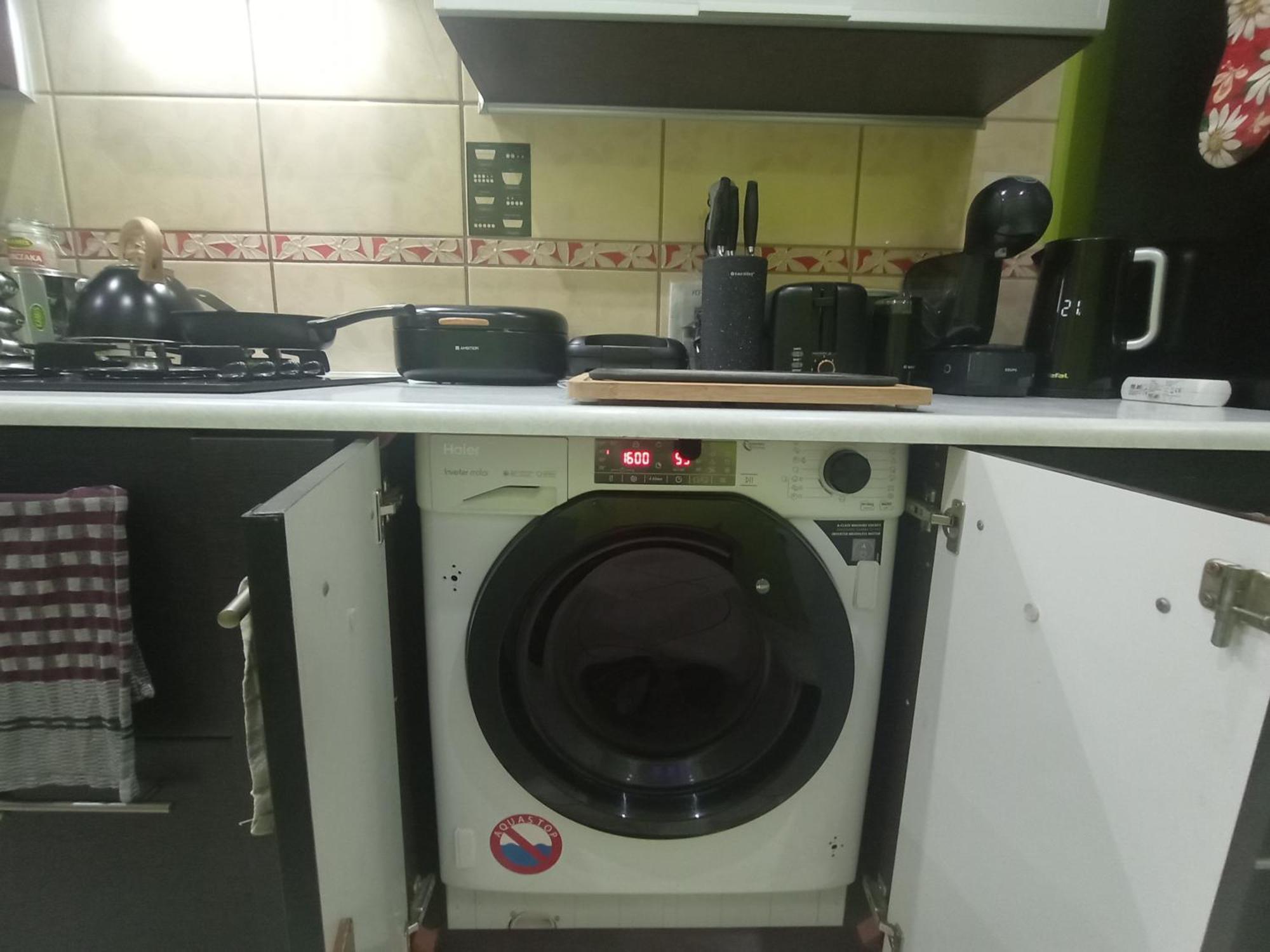 ורוצלב Apartament Venge -Cale Mieszkanie 46M2 Na Wylacznosc - Z Jedna Sypialnia I Jednym Sypialno-Salonem -3 Pietro Bez Windy- Rezerwacja Bez Karty Kredytowej-Klimatyzacja-Netflix-2 Lozeczka Dzieciece- Bezplatny Parking Publiczny מראה חיצוני תמונה