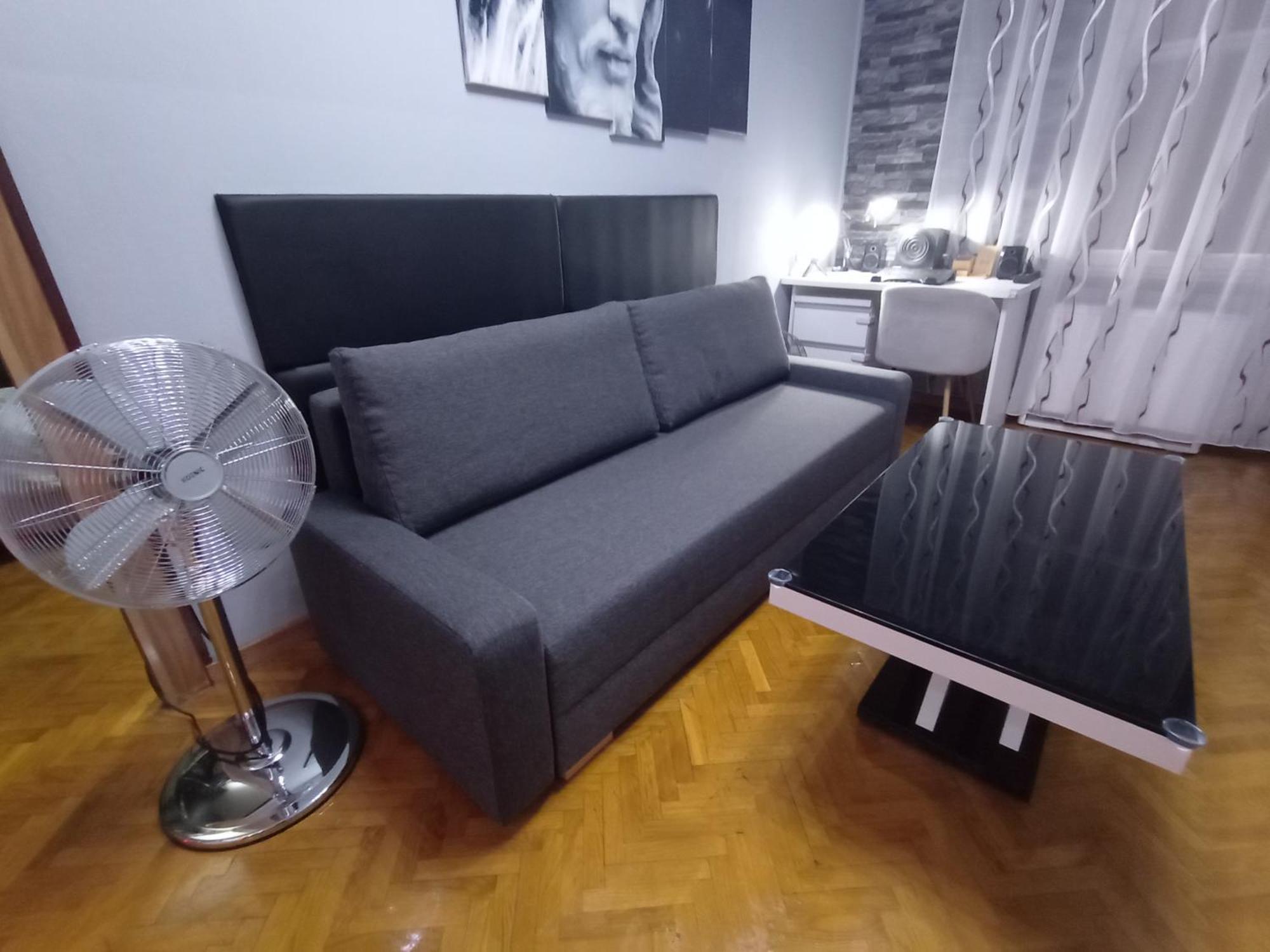 ורוצלב Apartament Venge -Cale Mieszkanie 46M2 Na Wylacznosc - Z Jedna Sypialnia I Jednym Sypialno-Salonem -3 Pietro Bez Windy- Rezerwacja Bez Karty Kredytowej-Klimatyzacja-Netflix-2 Lozeczka Dzieciece- Bezplatny Parking Publiczny מראה חיצוני תמונה