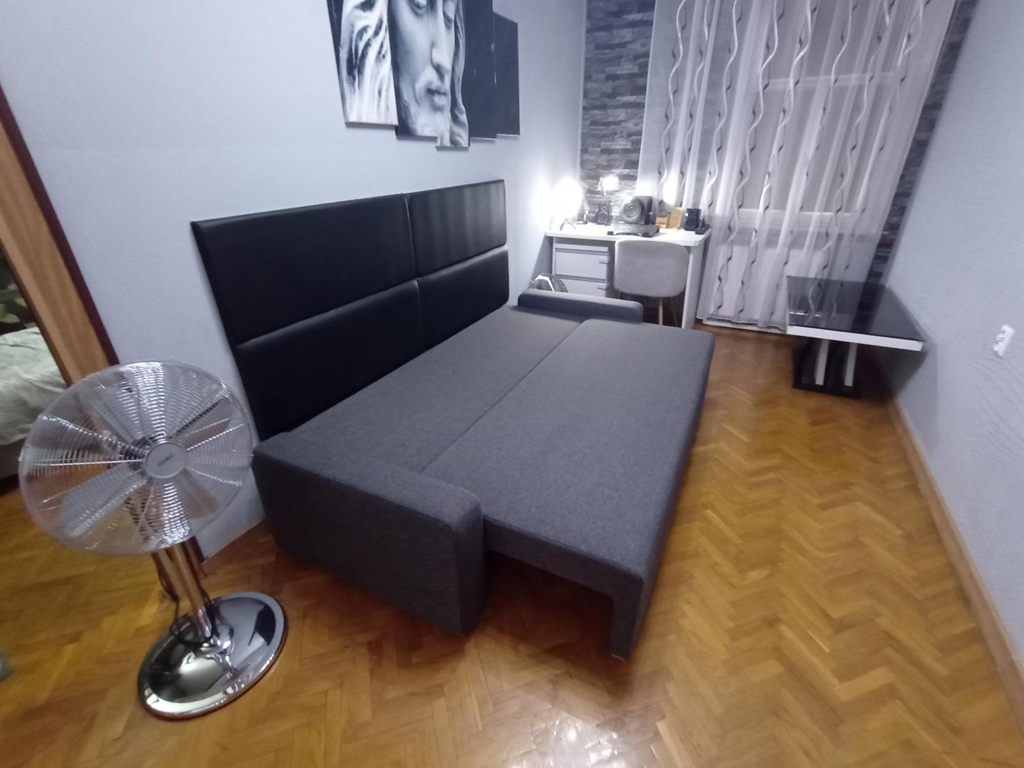 ורוצלב Apartament Venge -Cale Mieszkanie 46M2 Na Wylacznosc - Z Jedna Sypialnia I Jednym Sypialno-Salonem -3 Pietro Bez Windy- Rezerwacja Bez Karty Kredytowej-Klimatyzacja-Netflix-2 Lozeczka Dzieciece- Bezplatny Parking Publiczny מראה חיצוני תמונה